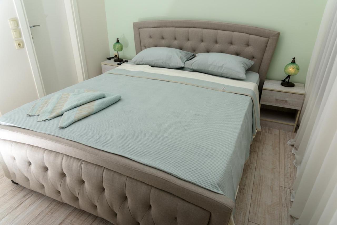 Theasis Athens Bed & Breakfast Dış mekan fotoğraf